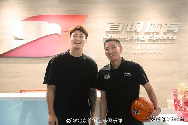 九游体育-西热力江:新疆给赵睿720万顶薪都留不住 应该拿他去换曾凡博廖三宁